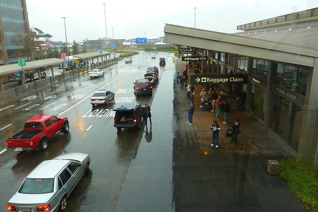 Sacramento International Airport terminal building
